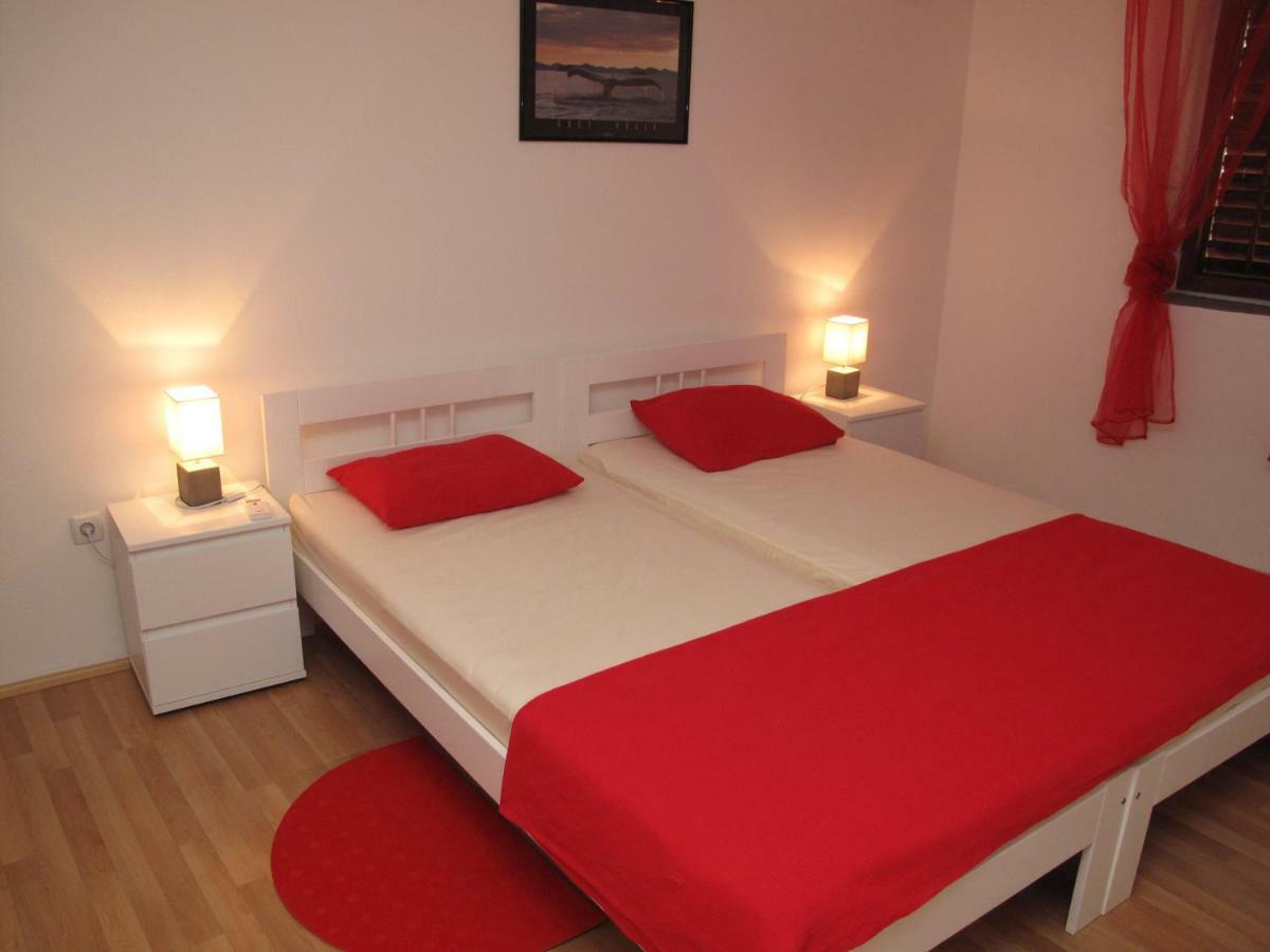Illy City Centre Apartment Sibenik Bagian luar foto